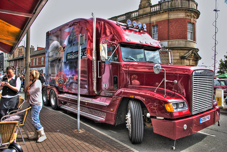 Custom Rig - big rigs, 18wheelers, trucks