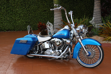 Old Skool Chopper Softail......... - choppers, harley davidson, motorcycles