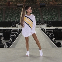 Ariana Grande Wallpaper 21