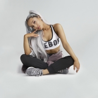 Ariana Grande Reebok Wallpaper