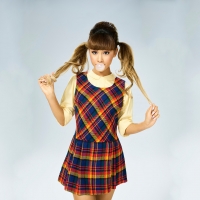 Ariana Grande Penny Wallpaper 01