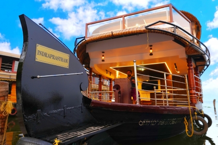 Houseboats in Alappuzha - alleppey houseboats, boat, houseboats in alappuzha, kerala, travel
