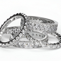 Radiant Elegance: Discover Lab Grown Diamond Rings