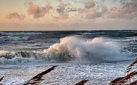 Sea Wave - wave, sea, clouds, Latvia, bentgrass, splash