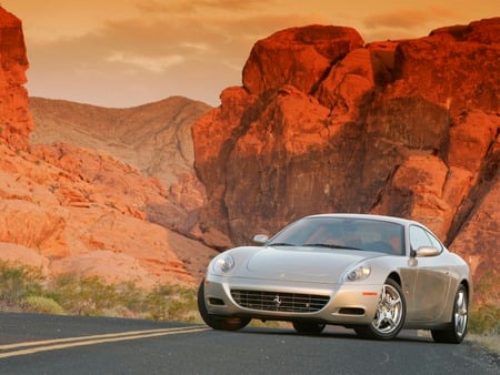 Ferrari 612 Scaglietti - 612, ferrari 612 scaglietti, ferrari, scaglietti