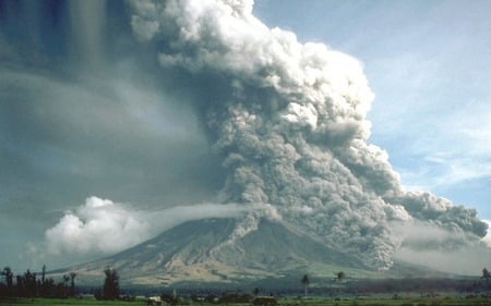 Smokey Sky - clouds, smoke, sky, mountaing with smoke