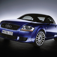 auto Audi-TT Quattro Sport 2005