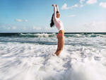 girl&sea