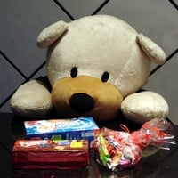 bear wants chocolates