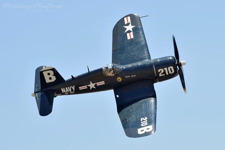 Corsair - airplanes, fighter aircraft, aircraft, ww ii, fighters, planes, corsair