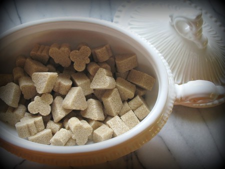 Sugar bowl - white, square, triangles, hearts, brown, bowl, clover