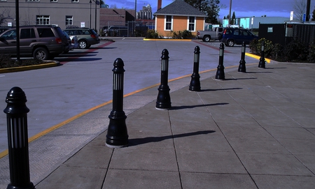 posts in a row - photo, blue