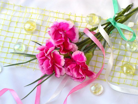 Bouquet, pink carnations. jpg