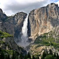 upper yosemite waterfalls