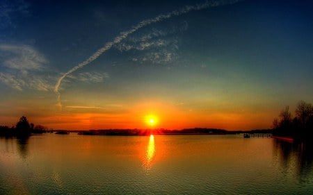 SUNSET AT NORFOLK AIRPORT - evening, orange, sunset, ocean, skies, airport, dawn