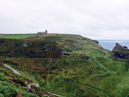 Ruins of King Arthur's Castle Tintagel - castle tintagel, medieval, king arthur