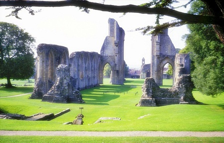 Glastonbury abbey 