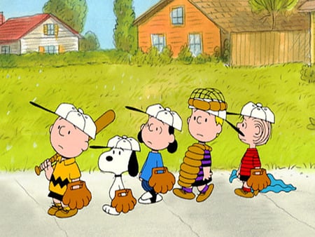 charlie brown with baseball team