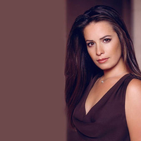 Holly Marie Combs