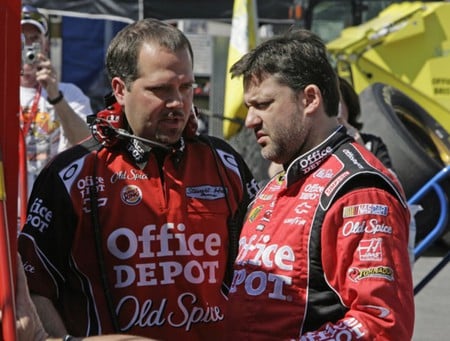 Darian Grubb with Tony Stewart - sports, nascar