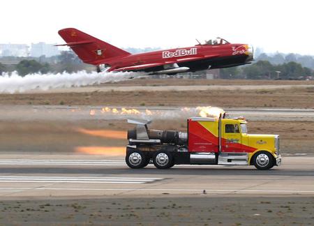 Jet Truck/Mig 17 - red jet, truck