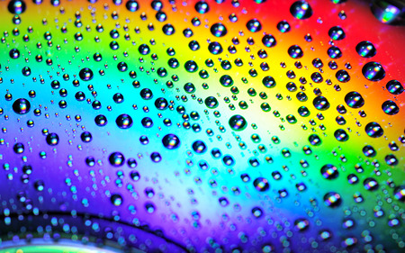 7274134  1b1c30a29d  o.jpg - dewdrops, hippie, waterbeads, rainbowcolors