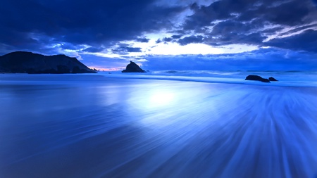 Silky Blue Beach - sky, beach, reflection, blue, light, ray, rocks, silky