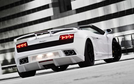 Lamborghini Gallardo GT600 30 - perfect, menacing power