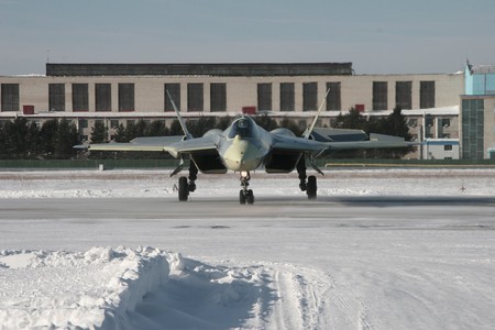 Sukhoi T-50 taxing - prototype, sukhoi, jet, t-50, pak-fa, fighter