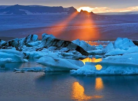 Sun Rays - picture, cool, in ice, sun rays