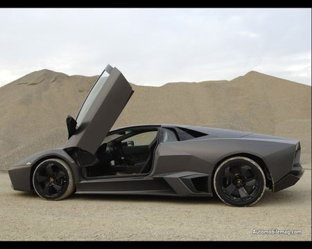 lamborghini reventon - black, powerful, reventon, lamborghini