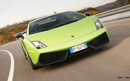 01 Lamborghini Gallardo LP570-4 Superleggera 2011 - perfect, menacing power