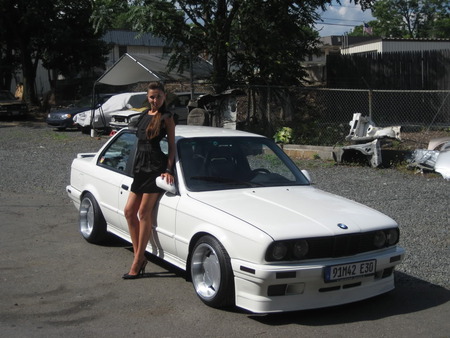 White Bmw/Model - bmw, model