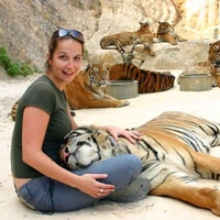 Lady w Tigers