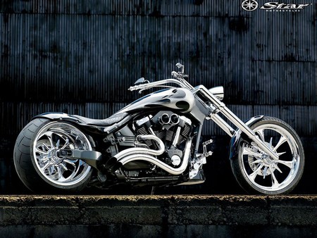 Custom Star Street Chopper