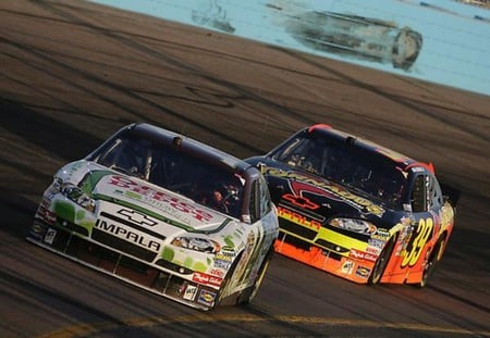 Stewart Leading Newman - sports, nascar