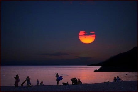 Late Evening at Beach - late evening, picture, at beach, beautiful