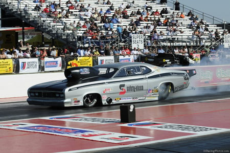 Low Down Duster - fast, drag race, cars, auto racing, race car, race, plymouth, speed, car