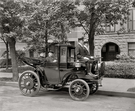 Landaulet, First Electric Car Hi Rez