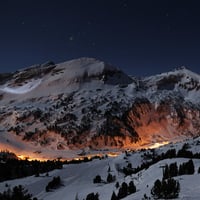 SNOWY MOUNTAIN NIGHT