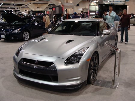 new 2009 nissan gtr - nissan