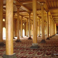 masjid - more than 200 pillars