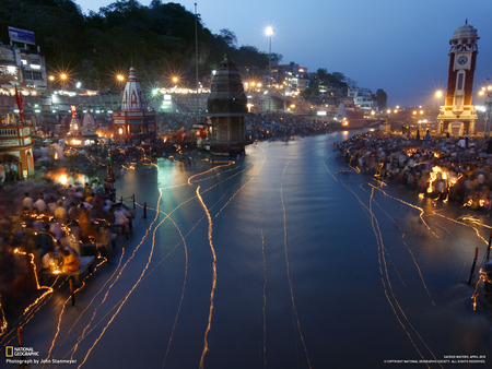 National Geographic - River of Light - city, night, lights, river