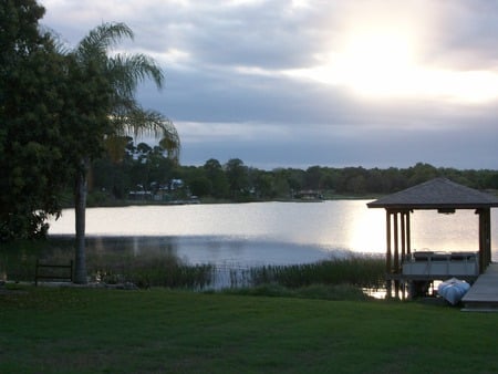 Calm Paradise - sky, lake, palm tree, paradise, florida, tropical, tree, palm