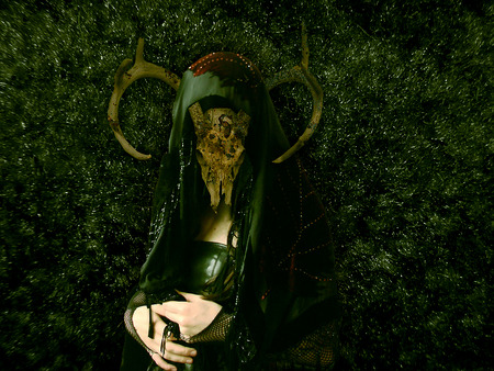 Angel of Iniquity - angel, dark, skull, horns, scary, creature, monster, macabre, green, horror