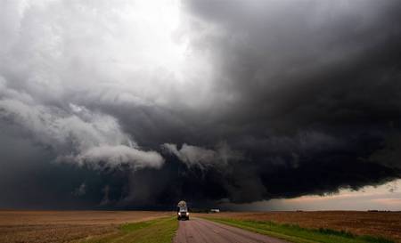 Tornadoo is brewing - tornado, weather, photography