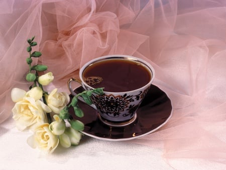 Black Tea n Flower.jpg - suacer, drink, tea, black, cup, flower