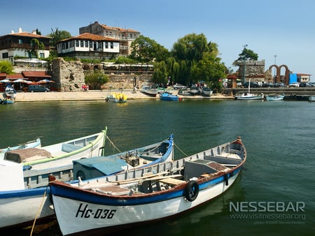 Bulgaria-Nesebar - beach, sand, boats, sea