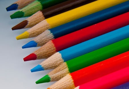 Artistic - draw, yellow, blue, brown, pink, aqua, pencils, red, green, color, art