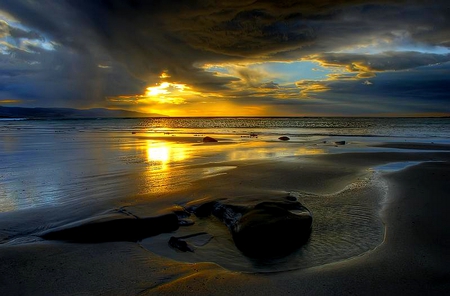 BEACH AT RISING SUN - morning, beach, clouds, stones, sunrise